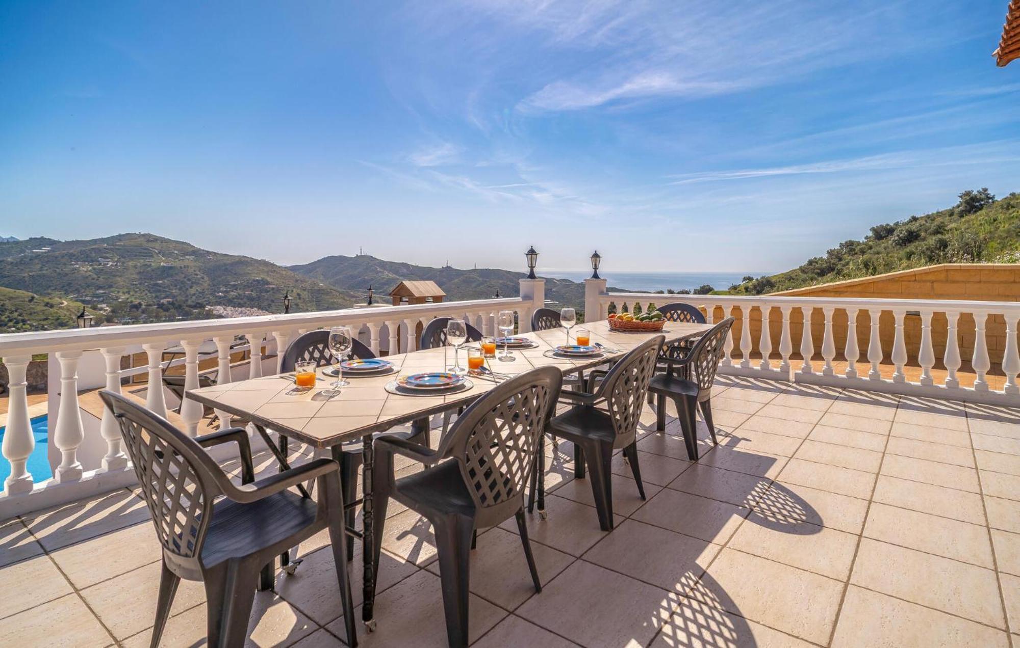 Stunning Home In Torrox With House Sea View エクステリア 写真